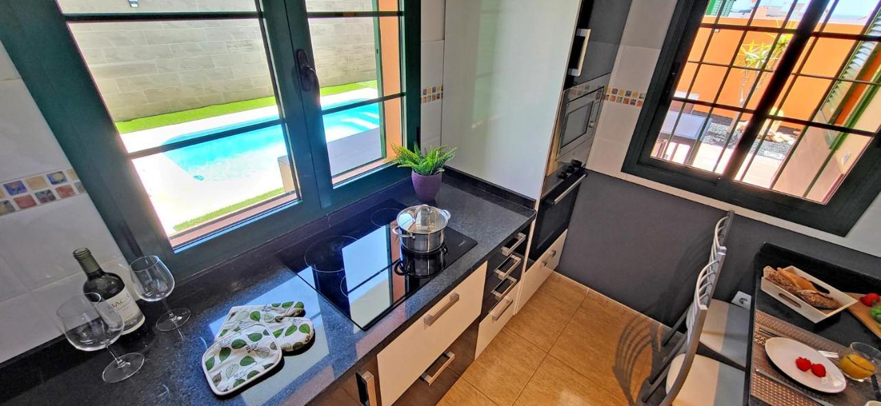 Ferienhaus Casa Ela Tarajalejo Esterno foto