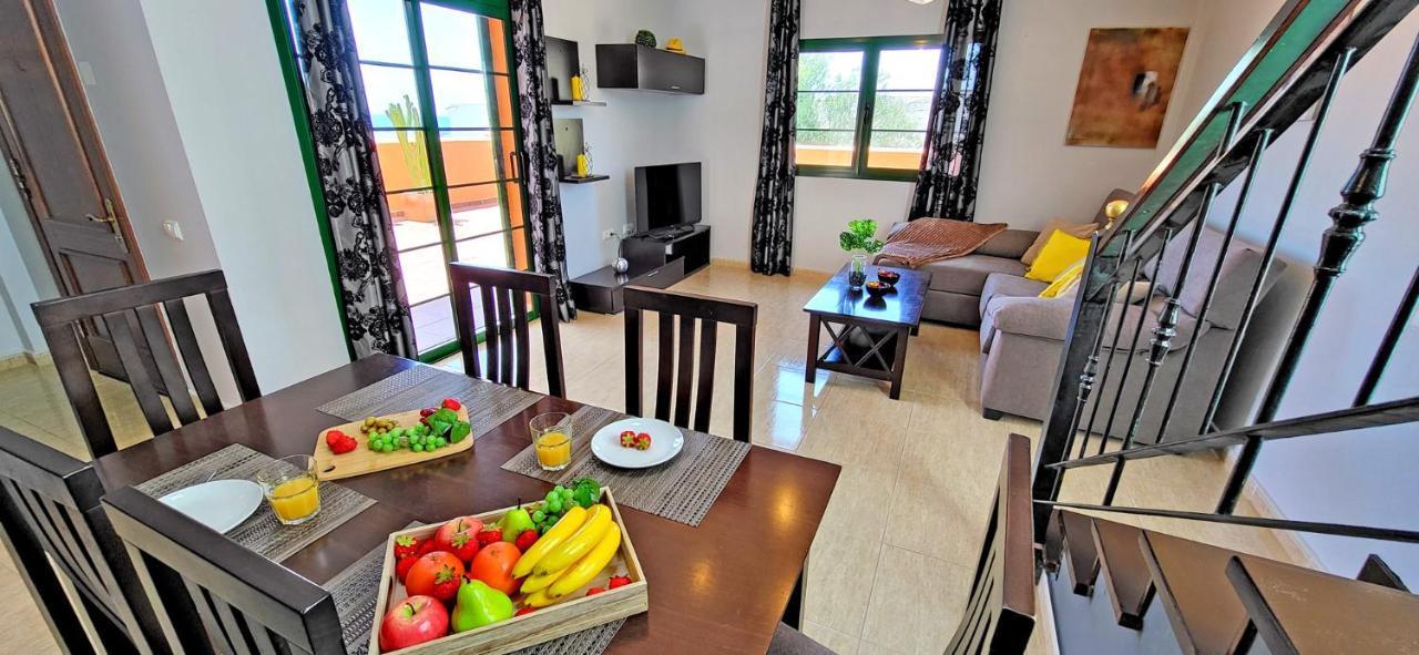 Ferienhaus Casa Ela Tarajalejo Esterno foto